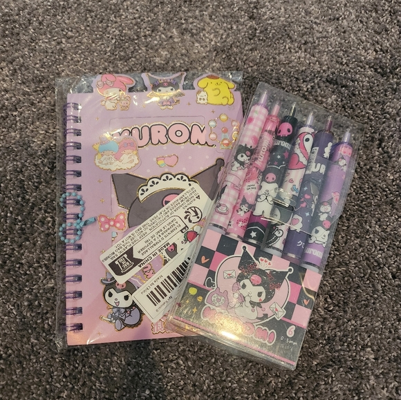 Hello kitty, kuromi and my melody makeup bag set - Picture 7 of 8